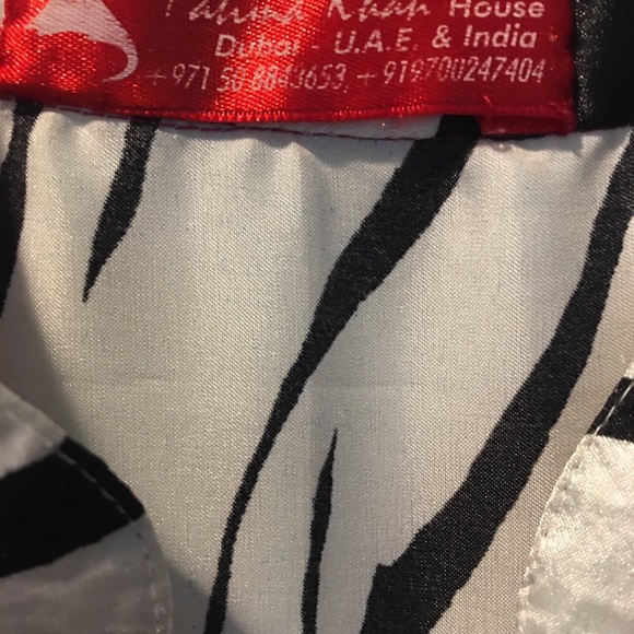 Exotic Imported Caftan Hot Pink w black white trim - Picture 3 of 4